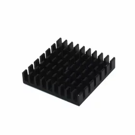 Dissipatore di calore in alluminio 28x28x6 mm con nastro