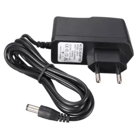 Zásuvkový napájecí zdroj 13.8V 1A pro nabíjení Li-ion baterií