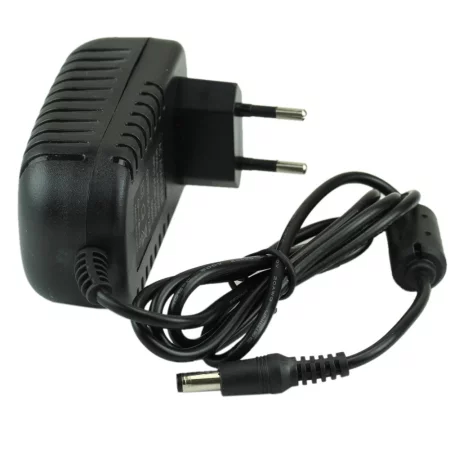 Priză de alimentare 10V, 2A, 3.5x1.35mm, AMPUL.eu