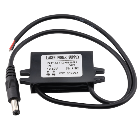 Spændingsomformer 10-60V DC til 5V DC, 1A, IP68, 5,5x2,1mm