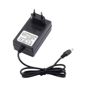 Power supply socket 8.4V, 3A, 5.5x2.5 mm, Li-ion battery