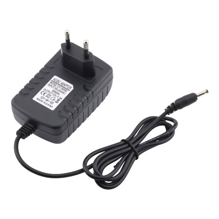 Toma de corriente 12 V, 3 A, conector 3,5 x 1,35 mm