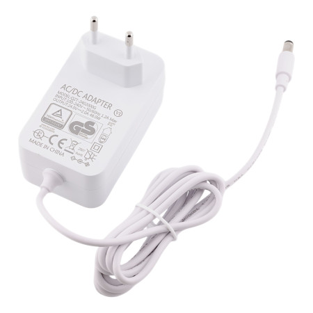 Fuente de alimentación 24V 2A blanca, conector 5,5x2,1 mm
