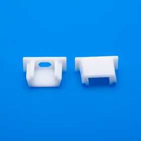 Embout avec trou pour profilé aluminium ALMP04