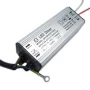 Strömförsörjningen är lämplig för att driva 5-10 5W SMD-ljusdioder i serie eller en 50W-lysdiod.